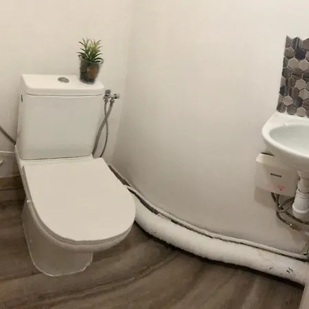 Bed & Breakfast Private 20 Minutes From Eiffel Tower *